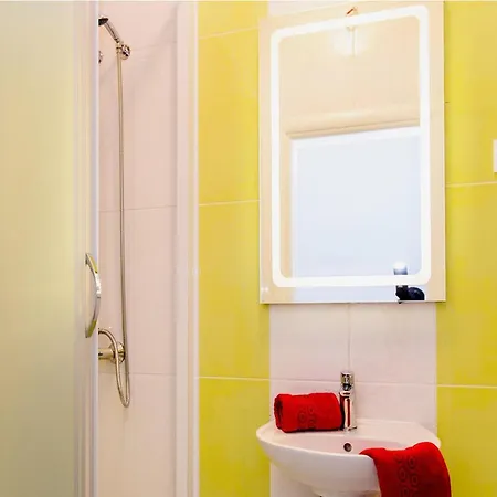 Two Bedroom Апартаменты Каштела
