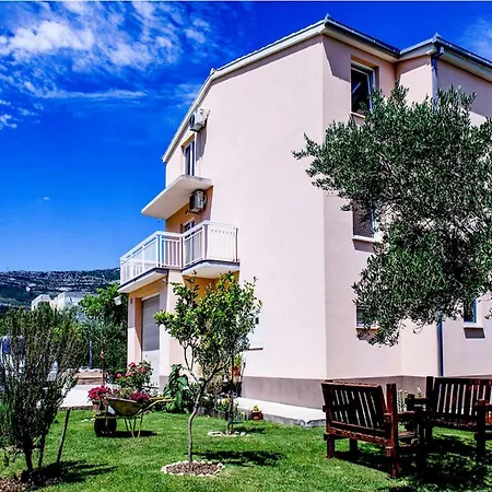 Two Bedroom Apartmán *